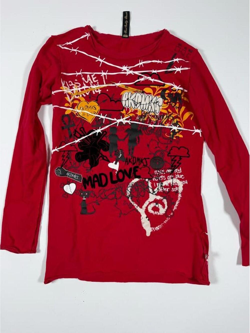 Akademiks Red Graphic Long Sleeve Shirt L/G